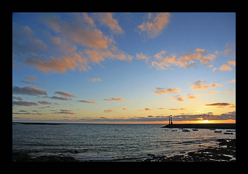 Es wird Tag (19.11.2009, Costa Teguise, Lanzarote - Canon EOS 1000D)