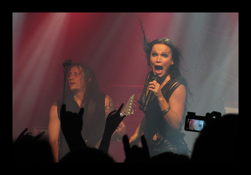 Tarja gibt alles (19.05.2011, Matrix, Bochum, Canon Powershot SX220 HS)