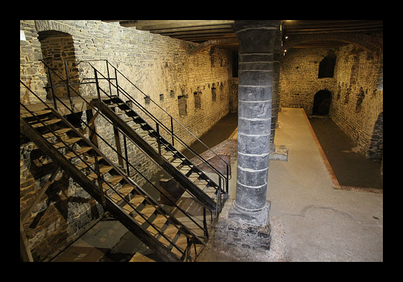 Katakomben (Burg Gravensteen, Gent - Canon EOS 7D)