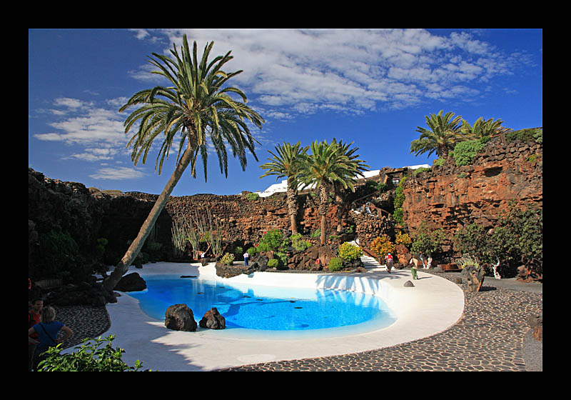Swimming Pool im Vulkankrater (Jameos del Agua, Lanzarote - Canon EOS 1000D)