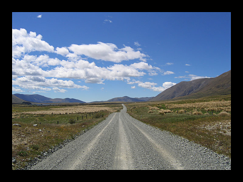 Kiesstraße nach Edoras (MacKenzie Country - Canon PowerShot A 95)