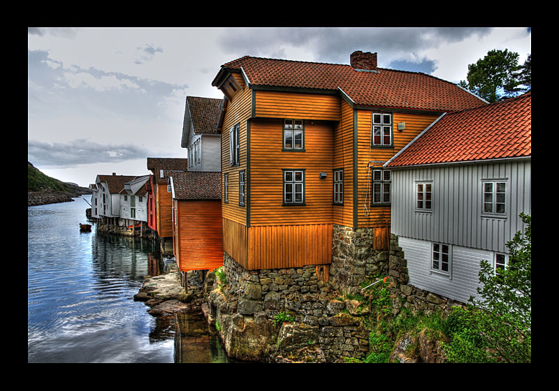 Hüttenromantik in HDR (Sogndalstrand, Norwegen - Canon EOS 7D)