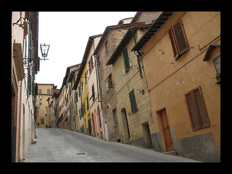 Steile Straße (Siena - Canon PowerShot A 640)